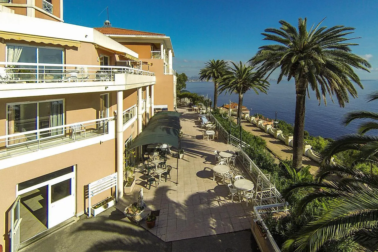 Théoule-sur-Mer Association Villa Saint Camille 0*,  צרפת